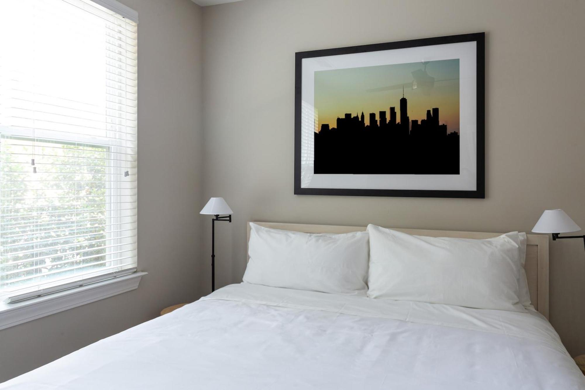 Kasa Freemorewest Charlotte Room photo